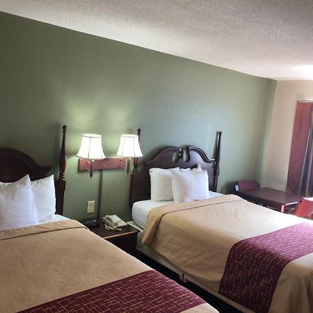 Madisonville Motor Inns Of America מראה חיצוני תמונה