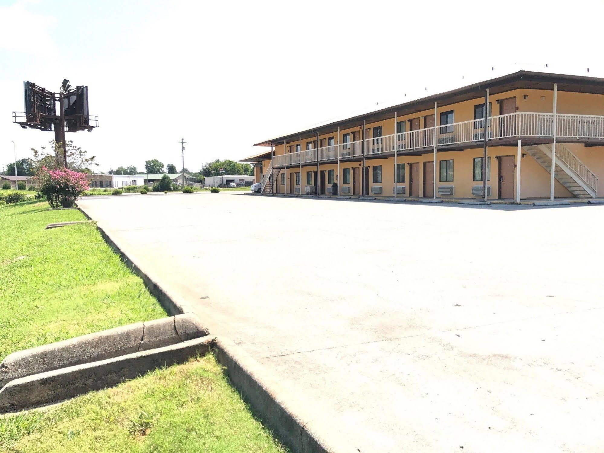 Madisonville Motor Inns Of America מראה חיצוני תמונה